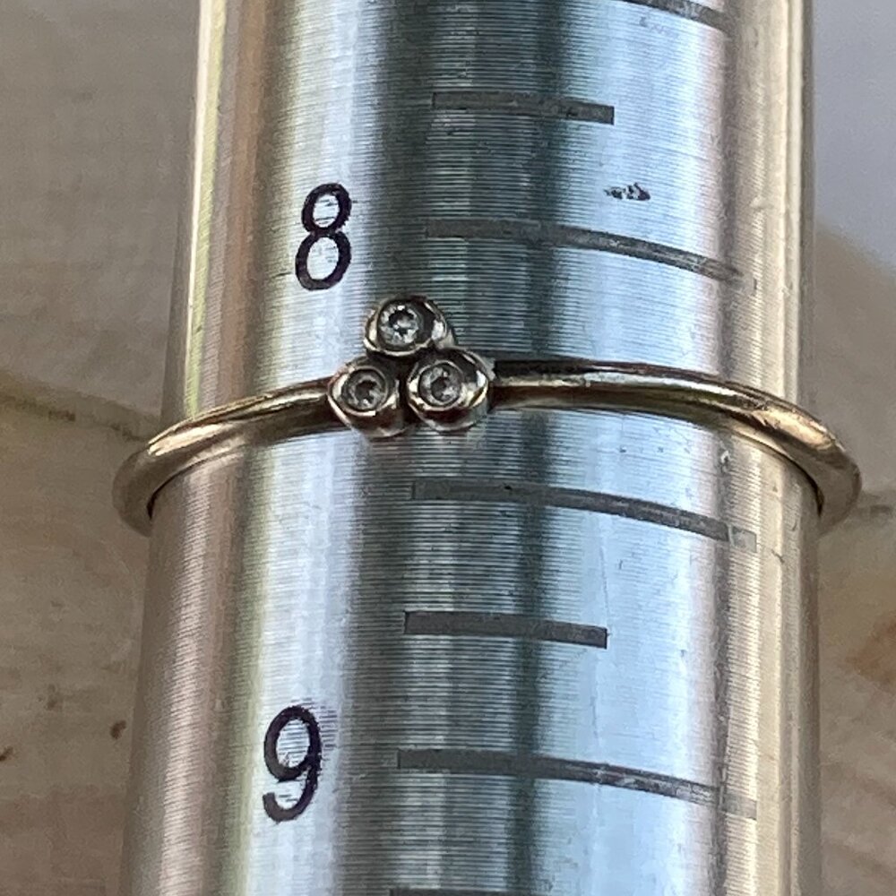 Silver Unlimited 3 little CZ gems on thin sterling silver stackable band ring